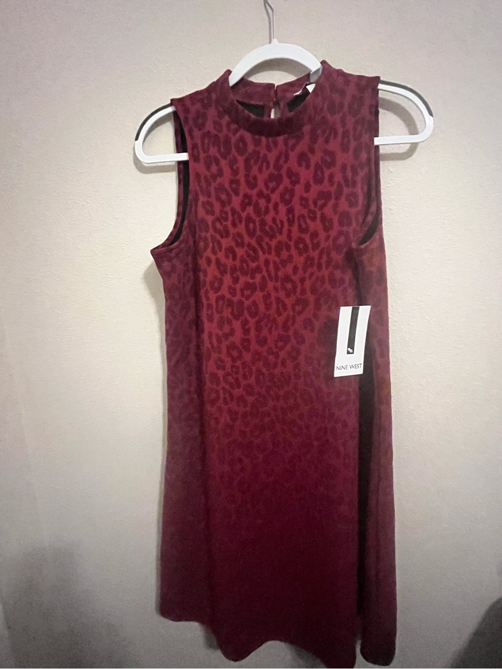NWT Nine West Burgundy Leopard Print Mock Neck Sleeveless Shift Dress